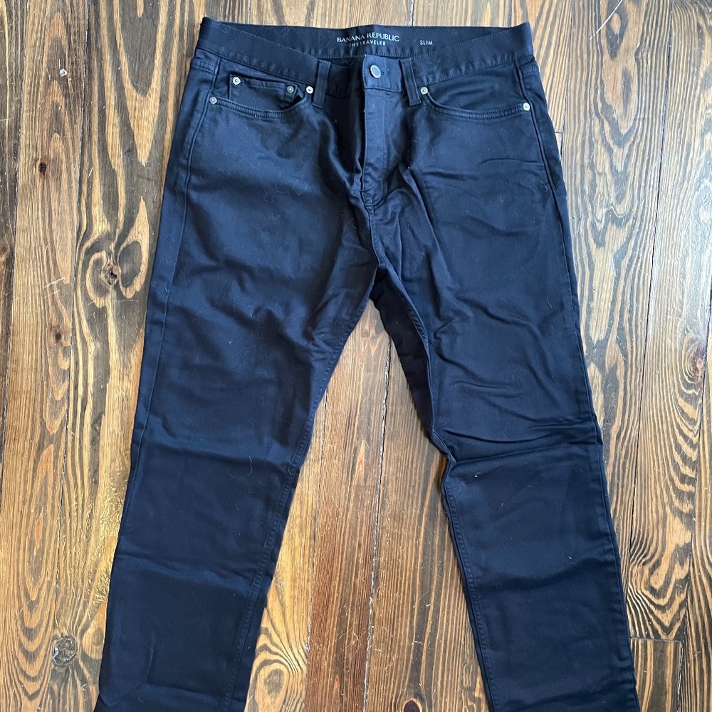 Banana Republic Slim Fit Traveler pants 35x30